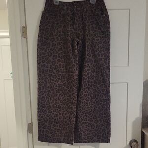Leopard Print Low-Rise Baggy Jeans